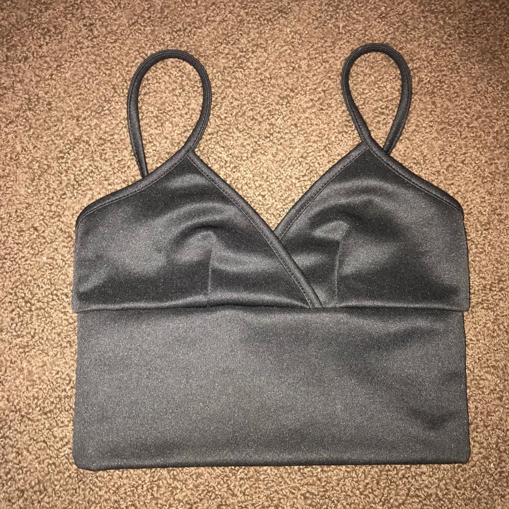 Crop/Bralette ❤️✨